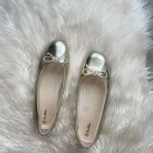 COPY - Mini Boden Leather Gold Sparkle Ballet Flats EUC